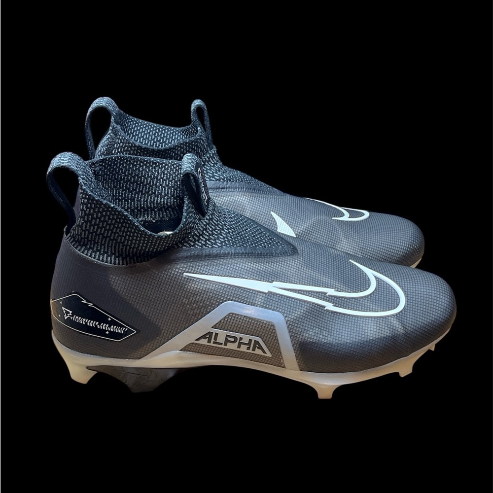 Size 13 Wide -Nike Alpha Menace Elite 3 Wide P Football Cleats Men's  DH1350-001